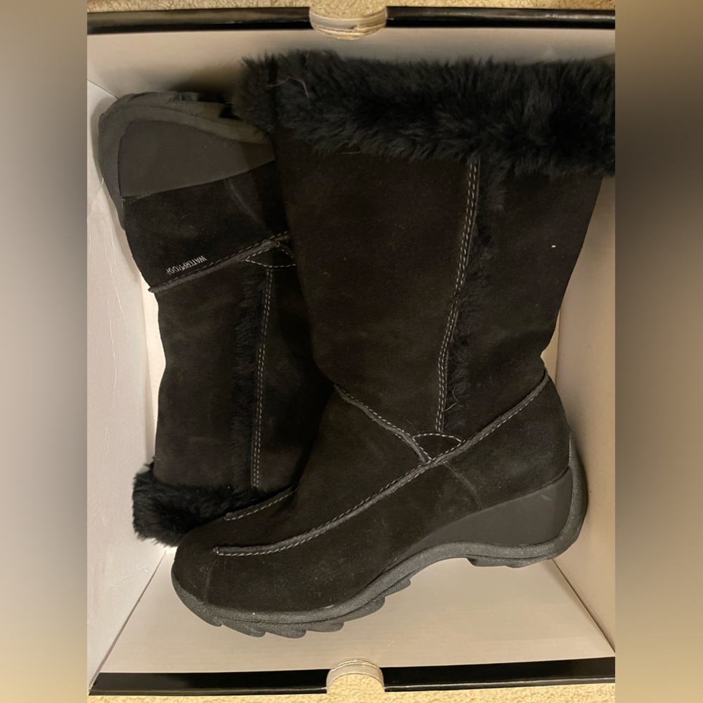 Never worn Sporto waterproof black winter boots